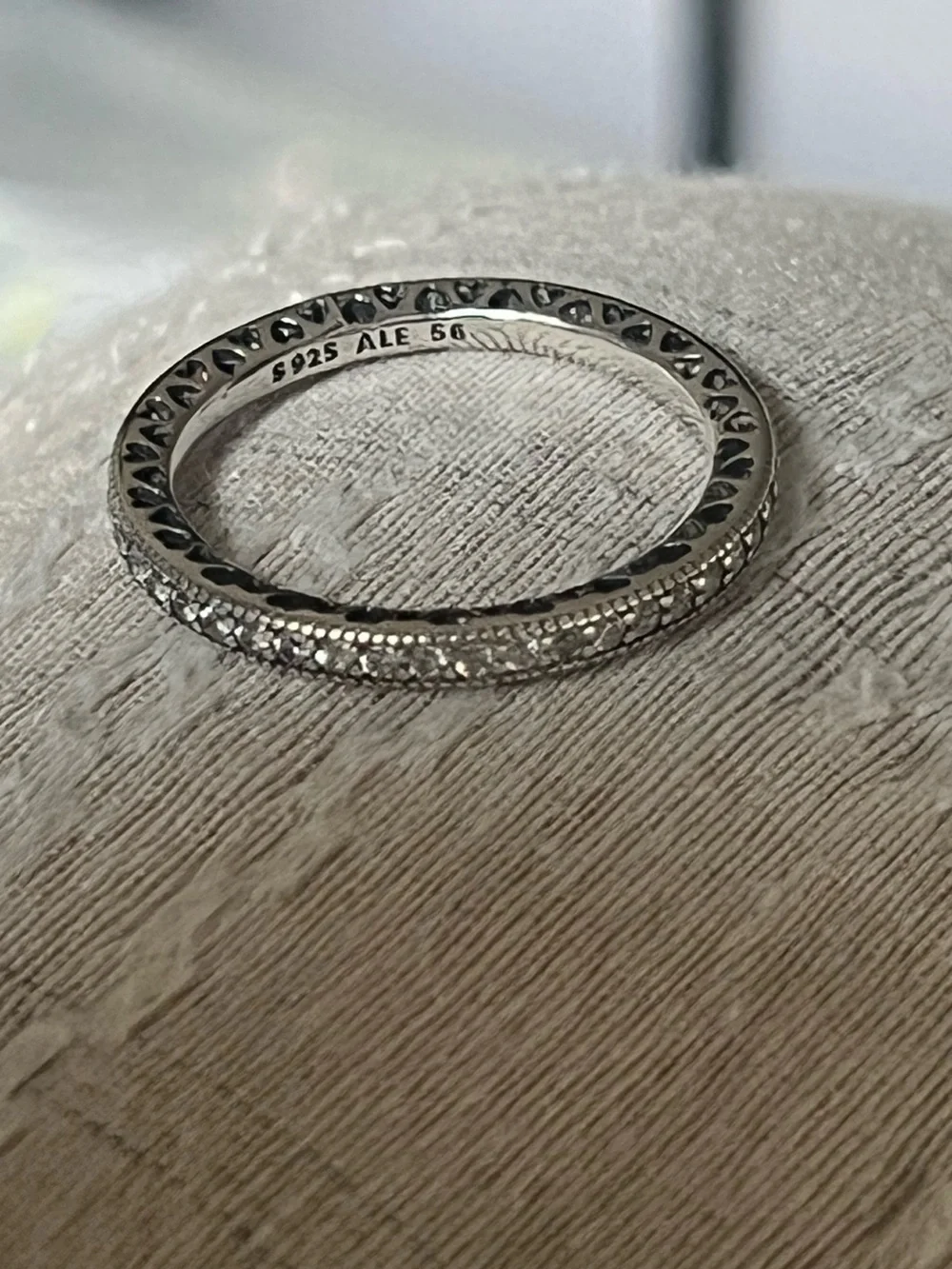 - Sparkle and hearts ring from pandora size 8 US 56 certified